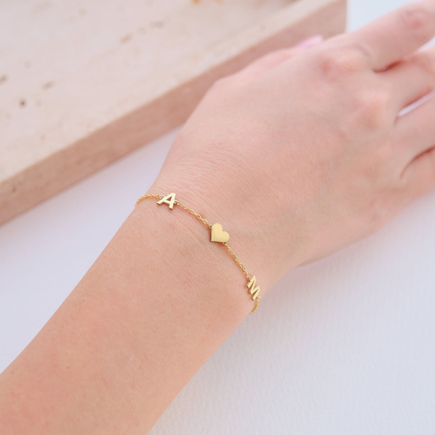 585er Gold Buchstaben Armband - OTANTO