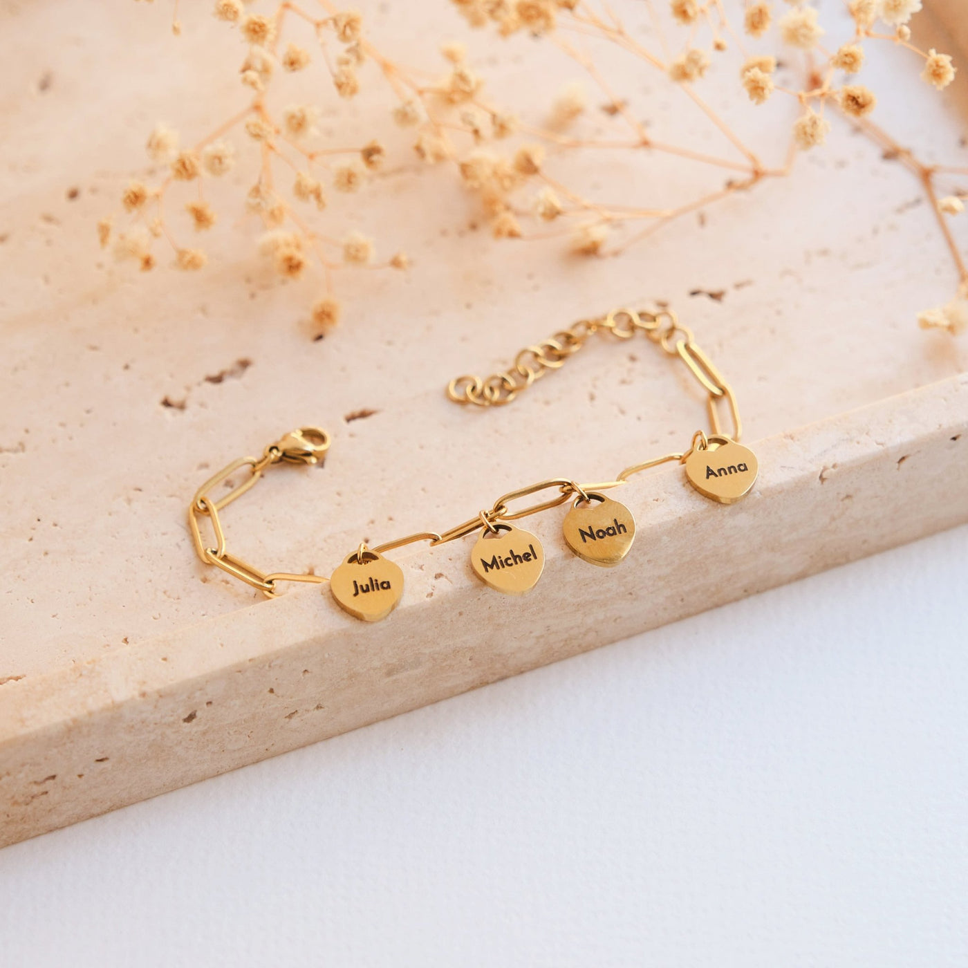 Armband mit Herzanhängern - OTANTO