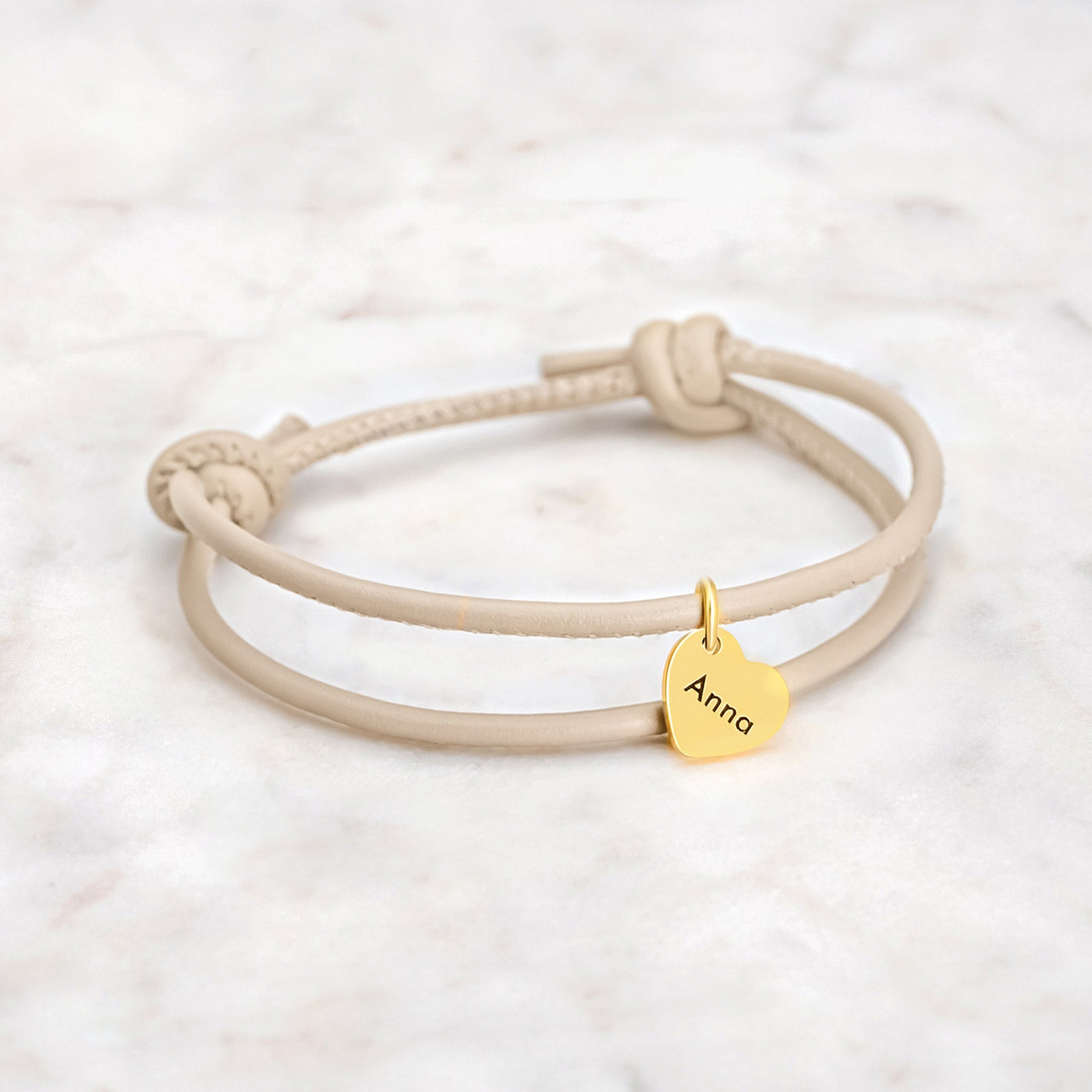 Leder Herz Plättchen Armband mit Gravur - OTANTO