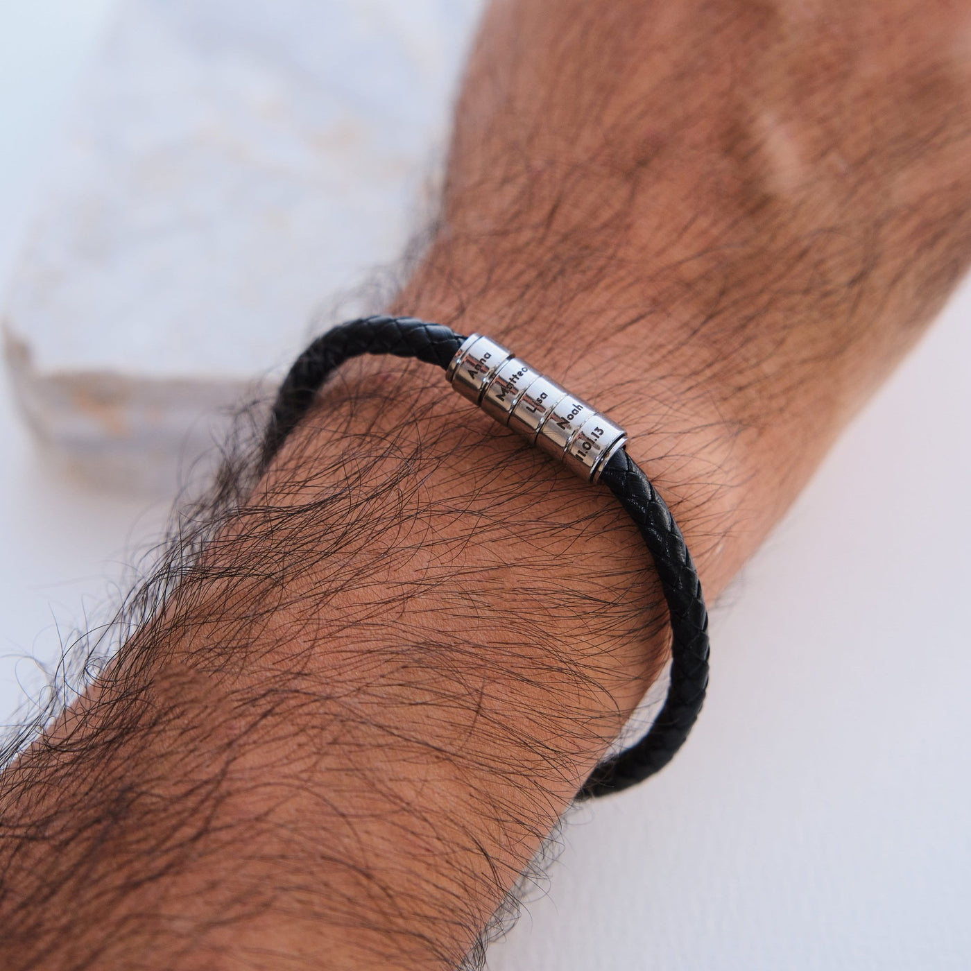 Leder Ringarmband mit bis zu 5 Gravuren - OTANTO