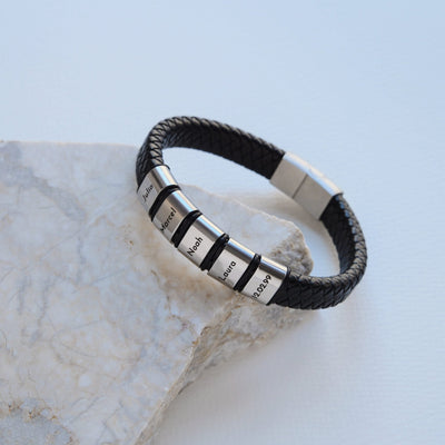 Lederarmband mit gravierten silbernen Beads - OTANTO