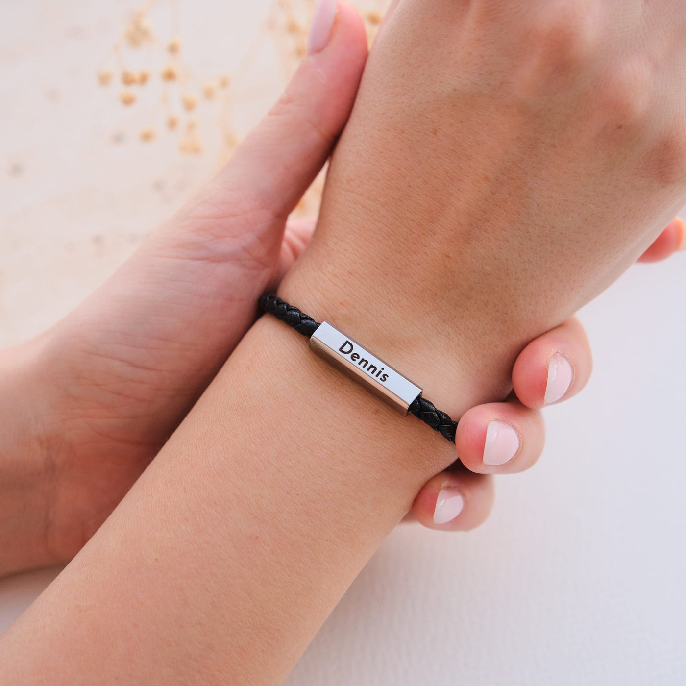 Magnetische Partnerarmbänder mit Gravur - OTANTO