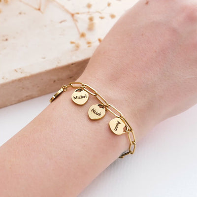 Armband met hartbedels