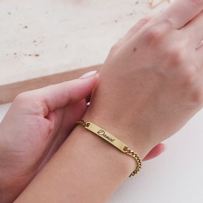 Bracelet partenaire noir et or avec gravure