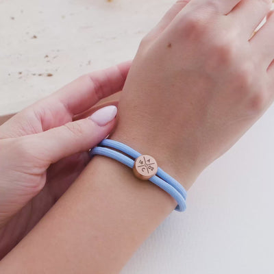 Bracelet disque en corde de voile avec gravure