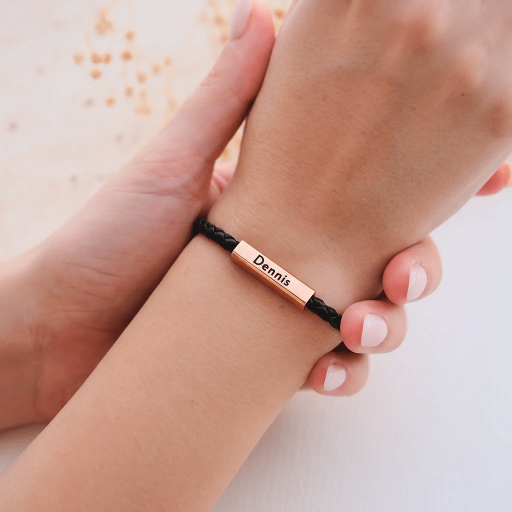 Schwarz Rose Magnetische Partnerarmbänder mit Gravur - OTANTO